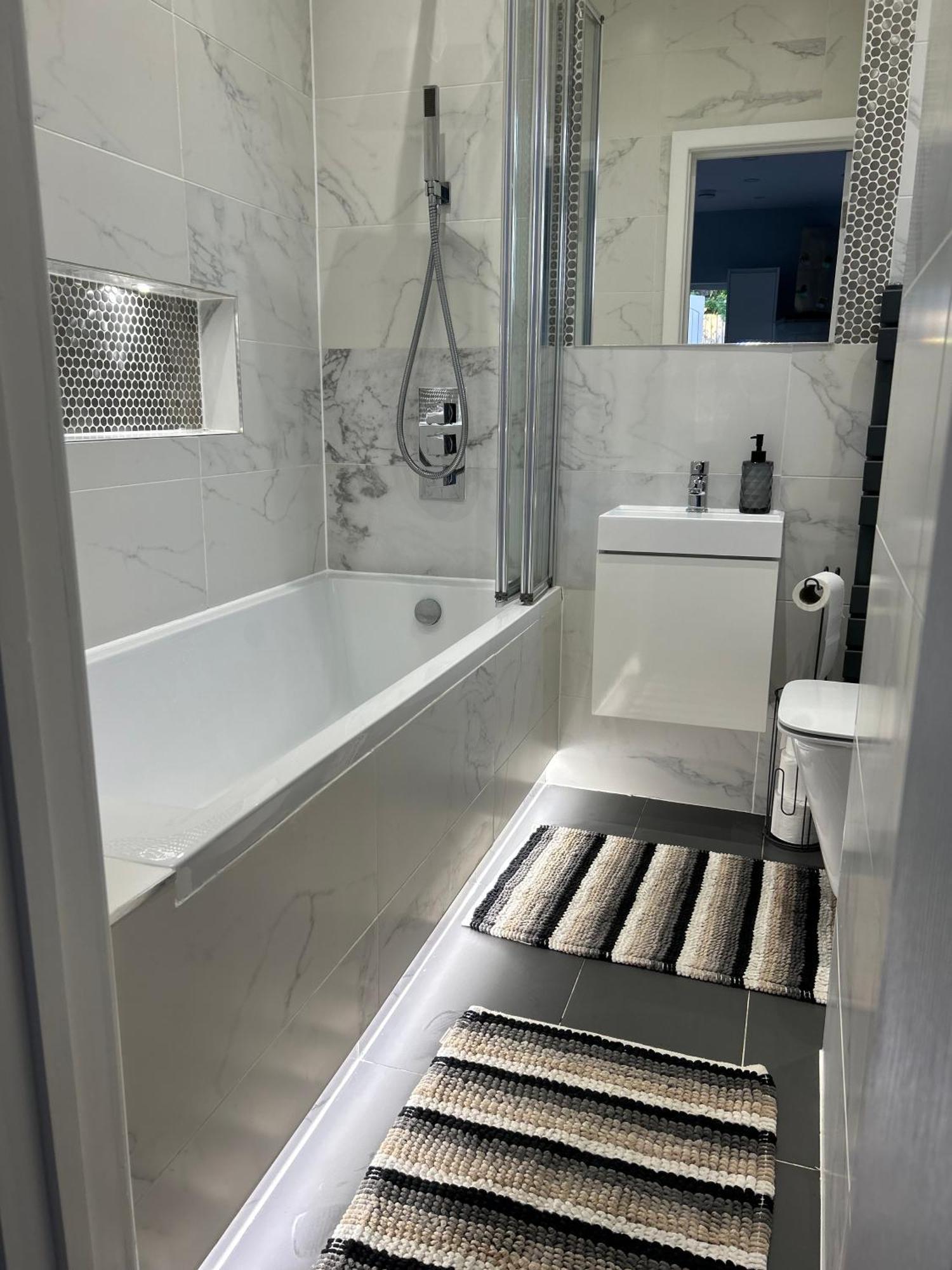 Dana'S Bungalow Horley Dış mekan fotoğraf